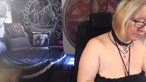 Michelle online show from 03-10-25, 12:26