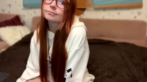 Snapshot of klementinagirl chatting on 02-12-25, 09:43 Klementinafanslyklementina6661 online show from 02-12-25, 09:43