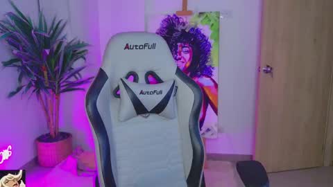 Christina online show from 09-22-25, 12:45