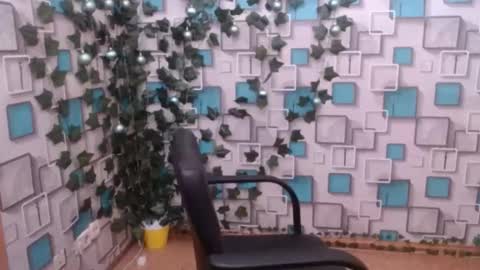 Snapshot of klerkarina chatting on 12-05-24, 06:32 klerkarina online show from 12-05-24, 06:32