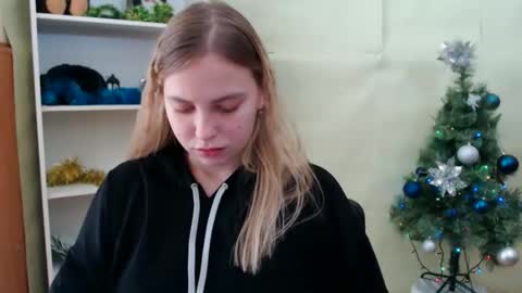 Snapshot of klerkarina chatting on 12-06-24, 08:59 klerkarina online show from 12-06-24, 08:59