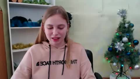 Snapshot of klerkarina chatting on 12-07-24, 09:50 klerkarina online show from 12-07-24, 09:50