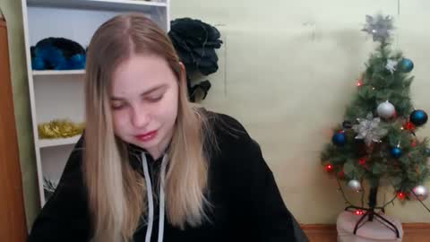 Snapshot of klerkarina chatting on 12-22-24, 05:56 klerkarina online show from 12-22-24, 05:56