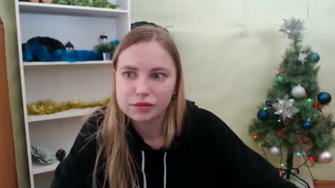Snapshot of klerkarina chatting on 12-22-24, 09:11 klerkarina online show from 12-22-24, 09:11