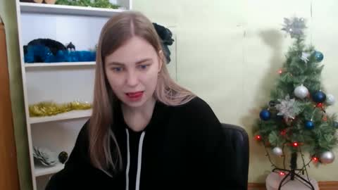 Snapshot of klerkarina chatting on 01-08-25, 06:09 klerkarina online show from 01-08-25, 06:09