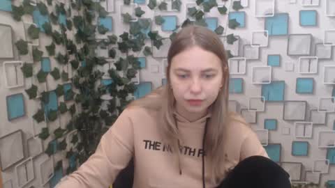 Snapshot of klerkarina chatting on 02-08-25, 05:51 klerkarina online show from 02-08-25, 05:51