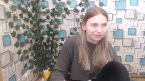 Snapshot of klerkarina chatting on 02-09-25, 05:40 klerkarina online show from 02-09-25, 05:40
