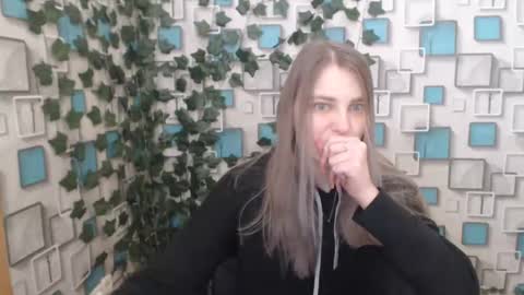 Snapshot of klerkarina chatting on 02-22-25, 05:44 klerkarina online show from 02-22-25, 05:44