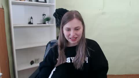 Snapshot of klerkarina chatting on 02-23-25, 08:39 klerkarina online show from 02-23-25, 08:39