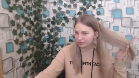 Snapshot of klerkarina chatting on 02-24-25, 09:00 klerkarina online show from 02-24-25, 09:00