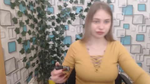 Snapshot of klerkarina chatting on 03-08-25, 06:54 klerkarina online show from 03-08-25, 06:54