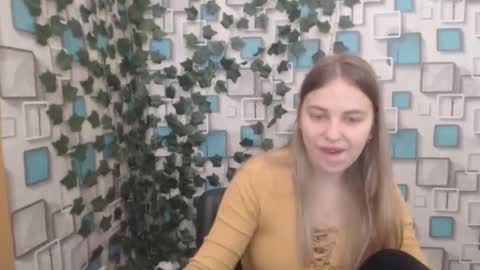 Snapshot of klerkarina chatting on 03-10-25, 05:43 klerkarina online show from 03-10-25, 05:43