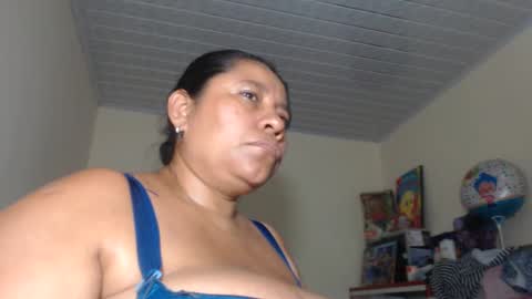 Kloe online show from 10-08-25, 07:17