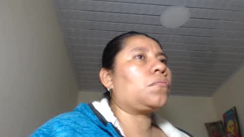 Kloe online show from 10-11-25, 08:13