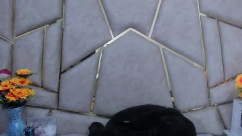 Snapshot of kloe_candy1 chatting on 02-27-25, 07:23 kloe online show from 02-27-25, 07:23