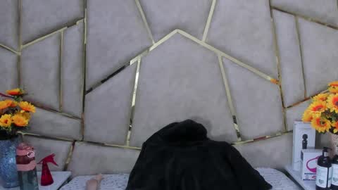 Snapshot of kloe_candy1 chatting on 03-11-25, 04:10 kloe online show from 03-11-25, 04:10