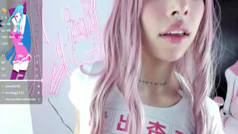 kloe online show from 10-22-25, 05:08