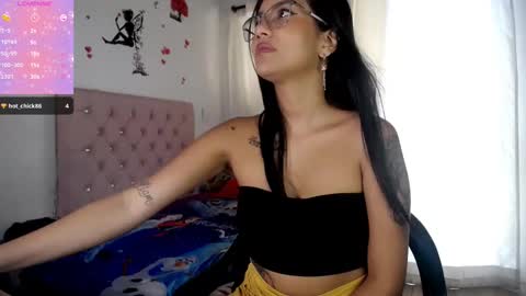 Valen online show from 02-10-25, 06:24