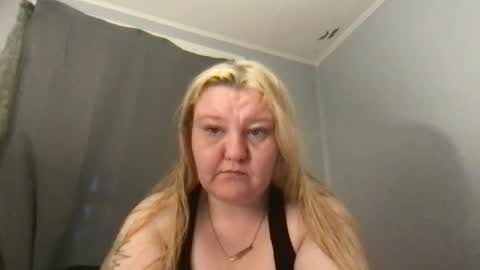 Snapshot of kmarie1196 chatting on 07-13-26, 12:13 kmarie1196 online show from 07-13-26, 12:13