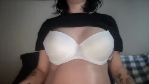 Snapshot of knextdoor chatting on 09-18-25, 07:05 knextdoor online show from 09-18-25, 07:05