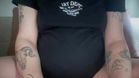 Snapshot of knextdoor chatting on 11-04-25, 05:12 knextdoor online show from 11-04-25, 05:12