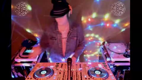 Nico Knight online show from 02-09-25, 06:37