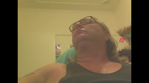 knobout online show from 12-18-24, 10:08