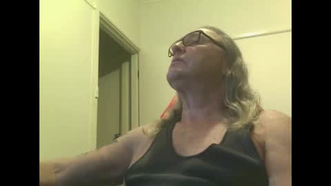 knobout online show from 10-04-25, 11:30