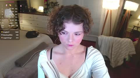 Snapshot of knowlita chatting on 12-22-24, 01:33 knowlita online show from 12-22-24, 01:33