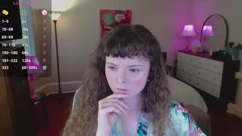 Snapshot of knowlita chatting on 10-14-25, 02:07 knowlita online show from 10-14-25, 02:07