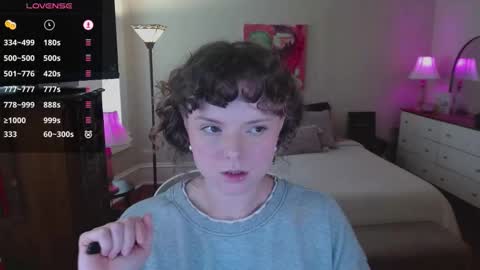 Snapshot of knowlita chatting on 10-21-25, 05:35 knowlita online show from 10-21-25, 05:35