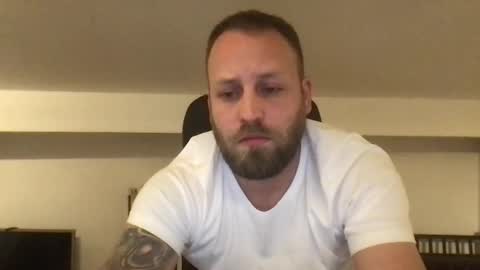 hugo online show from 02-26-25, 07:16