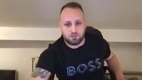 hugo online show from 11-23-25, 10:53