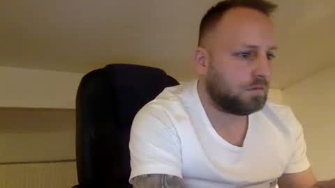 hugo online show from 01-07-26, 05:04