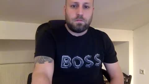 hugo online show from 02-08-26, 12:58