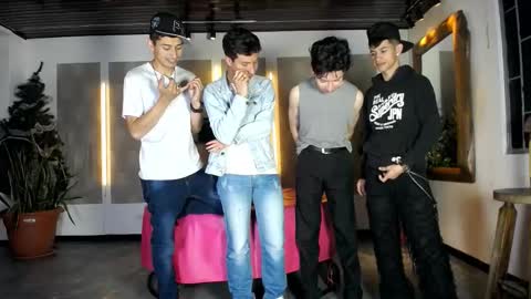 Snapshot of kobayaske chatting on 12-02-25, 04:46 kobayaske online show from 12-02-25, 04:46