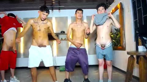 Snapshot of kobayaske chatting on 12-13-25, 07:53 kobayaske online show from 12-13-25, 07:53