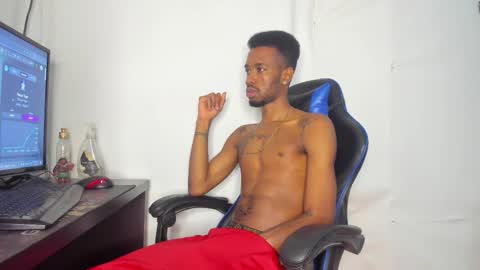 Snapshot of kofi_exotic_ chatting on 02-27-25, 05:36 kofi online show from 02-27-25, 05:36