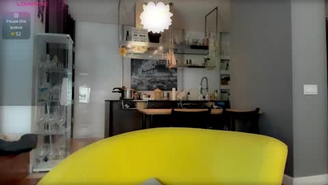 Snapshot of kokonut__ chatting on 01-28-25, 10:56 Lisa online show from 01-28-25, 10:56