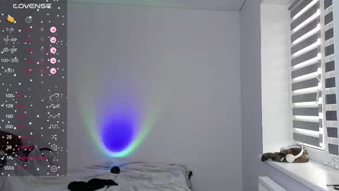 Snapshot of kolette_gray chatting on 10-17-25, 08:17 Kolette online show from 10-17-25, 08:17