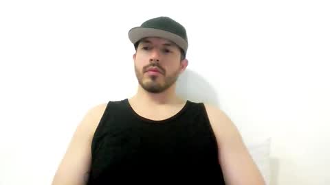 kolombianox online show from 10-25-25, 06:43