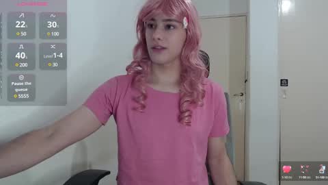 Snapshot of koneko_nya chatting on 03-04-25, 07:32 Riley online show from 03-04-25, 07:32