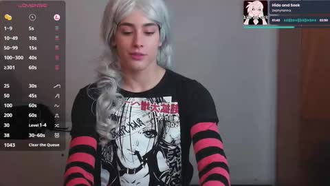 Snapshot of koneko_nya chatting on 10-31-25, 06:20 Riley online show from 10-31-25, 06:20