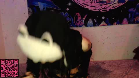 konekokawai online show from 02-18-25, 11:08