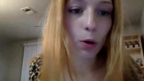 Snapshot of konniefirst chatting on 02-26-26, 05:28 Konnie online show from 02-26-26, 05:28