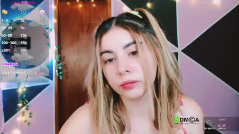 YINI online show from 02-11-25, 01:10