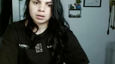 Karoll online show from 09-16-25, 02:23