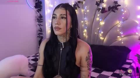 Snapshot of korolovaa chatting on 12-03-25, 01:24 korolova online show from 12-03-25, 01:24