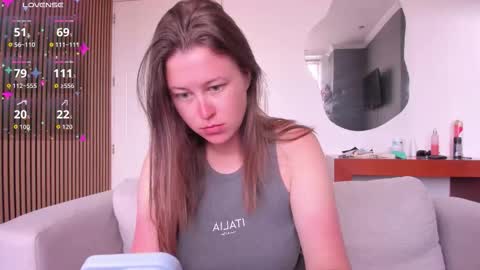 Twiix online show from 12-15-25, 04:33