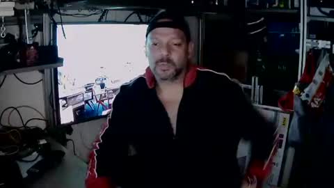 Kosta online show from 12-29-24, 03:57